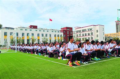 青島新校迎新生 設施“高大上”