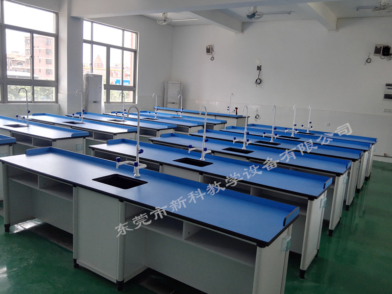 <a href='http://m.szmljz.com/chanpin/53-1.html' target='1' style='font-size:18px; font-weight:bold; color:#000000;'>科學實驗室</a>