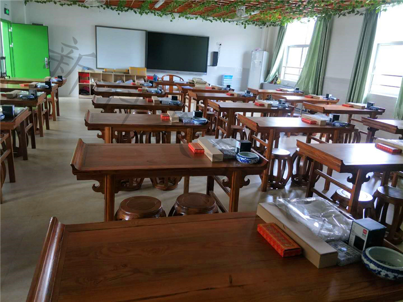 創(chuàng)意<a href='http://m.szmljz.com/chanpin/57-1.html' target='1' style='font-size:18px; font-weight:bold; color:#000000;'>書(shū)法功能室</a>