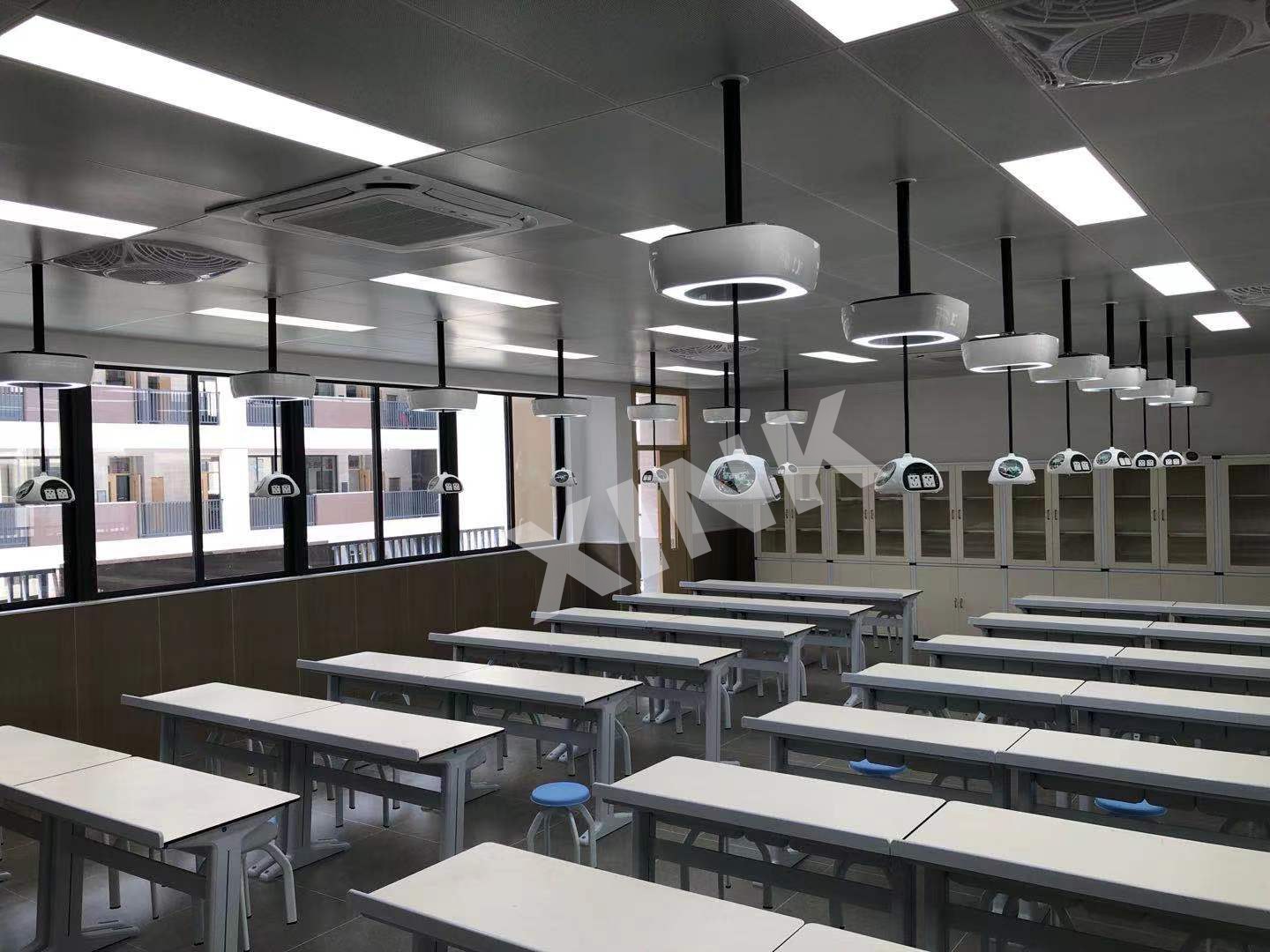 吊裝<a href='http://m.szmljz.com/' target='1' style='font-size:14px; font-weight:bold; color:#0080ff;'>物理實驗室</a>