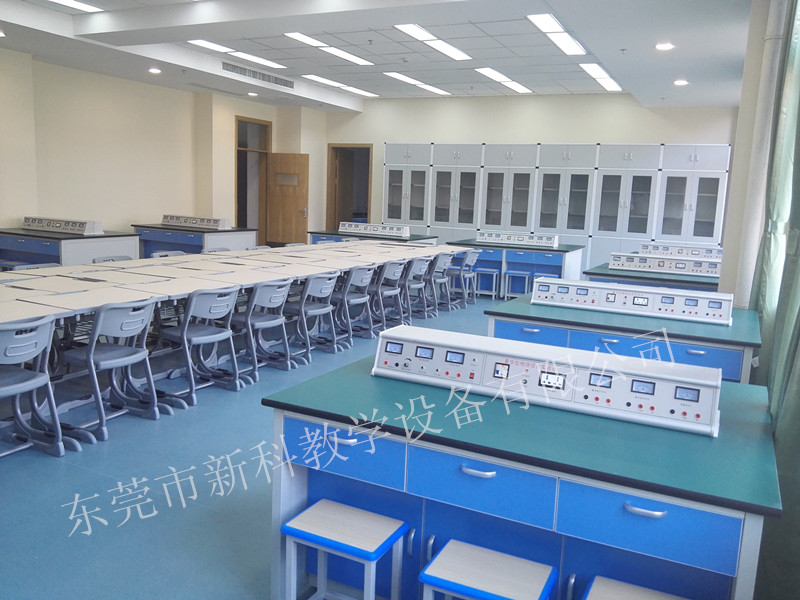 <a href='http://m.szmljz.com/' target='1' style='font-size:14px; font-weight:bold; color:#0080ff;'>物理實驗室</a>教室