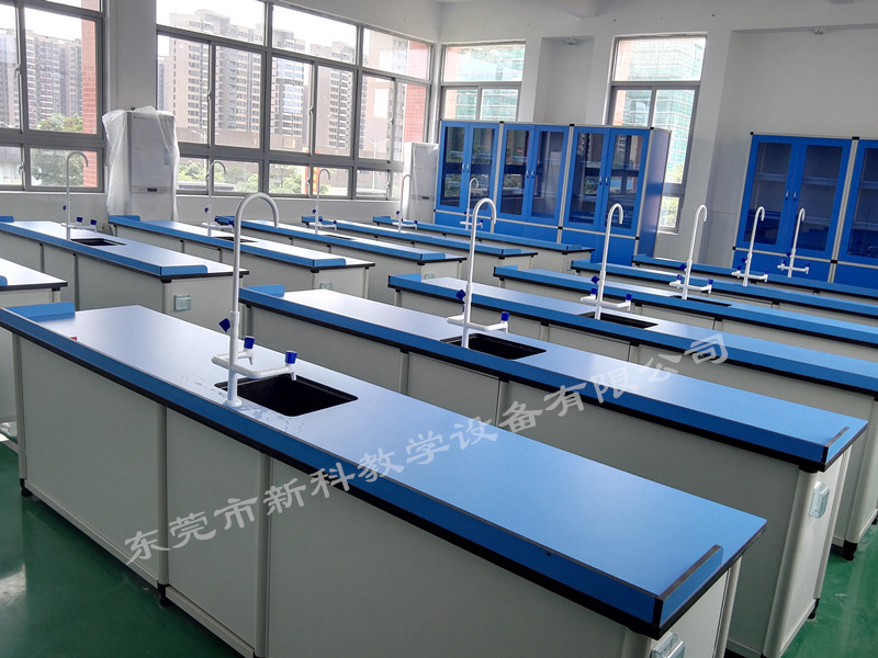 <a href='http://m.szmljz.com/chanpin/53-1.html' target='1' style='font-size:18px; font-weight:bold; color:#000000;'>科學實驗室</a>廠家