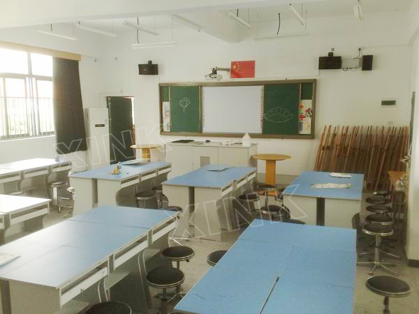 <a href='http://m.szmljz.com/chanpin/56-1.html' target='1' style='font-size:18px; font-weight:bold; color:#000000;'>美術功能室</a>2