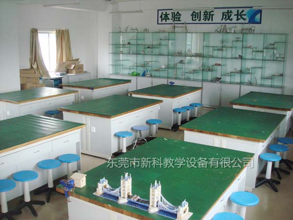 <a href='http://m.szmljz.com/chanpinyiji/37-1.html' target='1' style='font-size:18px; font-weight:bold; color:#ff0000;'>通用技術(shù)實(shí)驗(yàn)室設(shè)備</a>