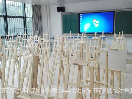 <a href='http://m.szmljz.com/chanpin/56-1.html' target='1' style='font-size:18px; font-weight:bold; color:#000000;'>美術功能室</a>