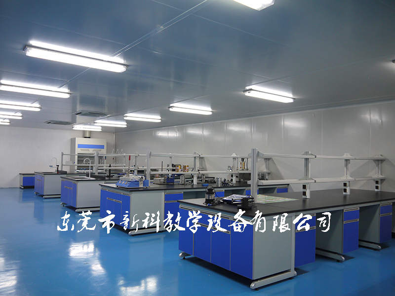 <a href='http://m.szmljz.com/products/63-1.html' target='1' style='font-size:18px; font-weight:bold; color:#000000;'>中央實驗臺</a>案例